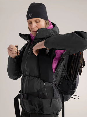 Arc'teryx Vedenpitävät kuoritakit Beta AR Jacket Stormhood Women's Treeline Outdoors