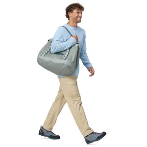 Patagonia Kalastus liivit ja reput Black Hole Gear Tote Treeline Outdoors