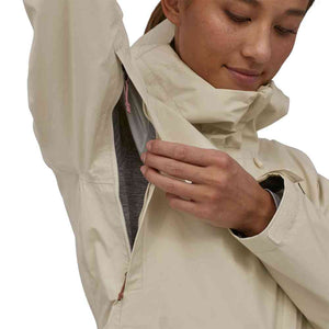 Patagonia Vedenpitävät kuoritakit Torrentshell 3L Rain Jacket Women's Treeline Outdoors