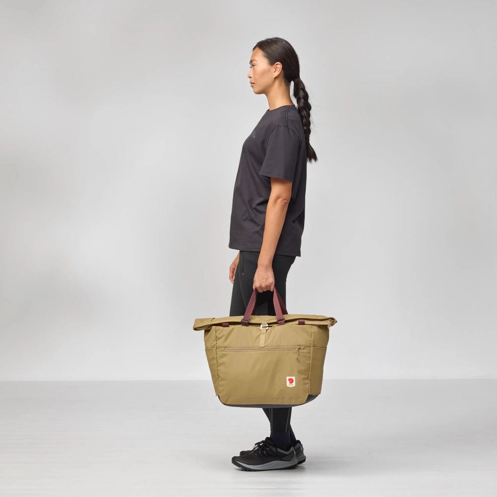 Fjällräven Laukut ja kassit High Coast Tote 30 Treeline Outdoors