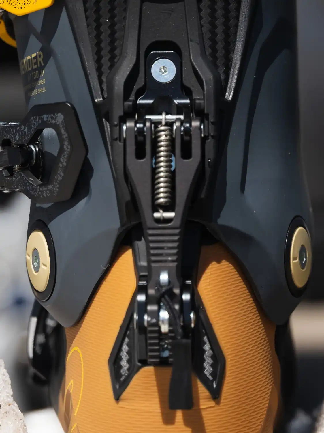 K2 Laskettelumonot Mindbender 130 LV Men's Ski Boots Treeline Outdoors