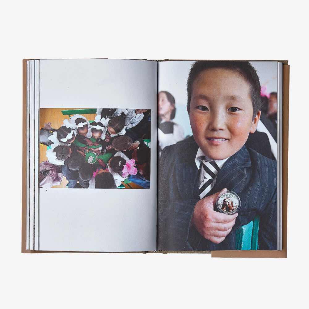 Patagonia Kirjat Tracking Gobi Grizzlies: Surviving Beyond the Back of Beyond by Doug Chadwick Treeline Outdoors