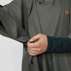 Fjällräven Sadeviitat Poncho Treeline Outdoors